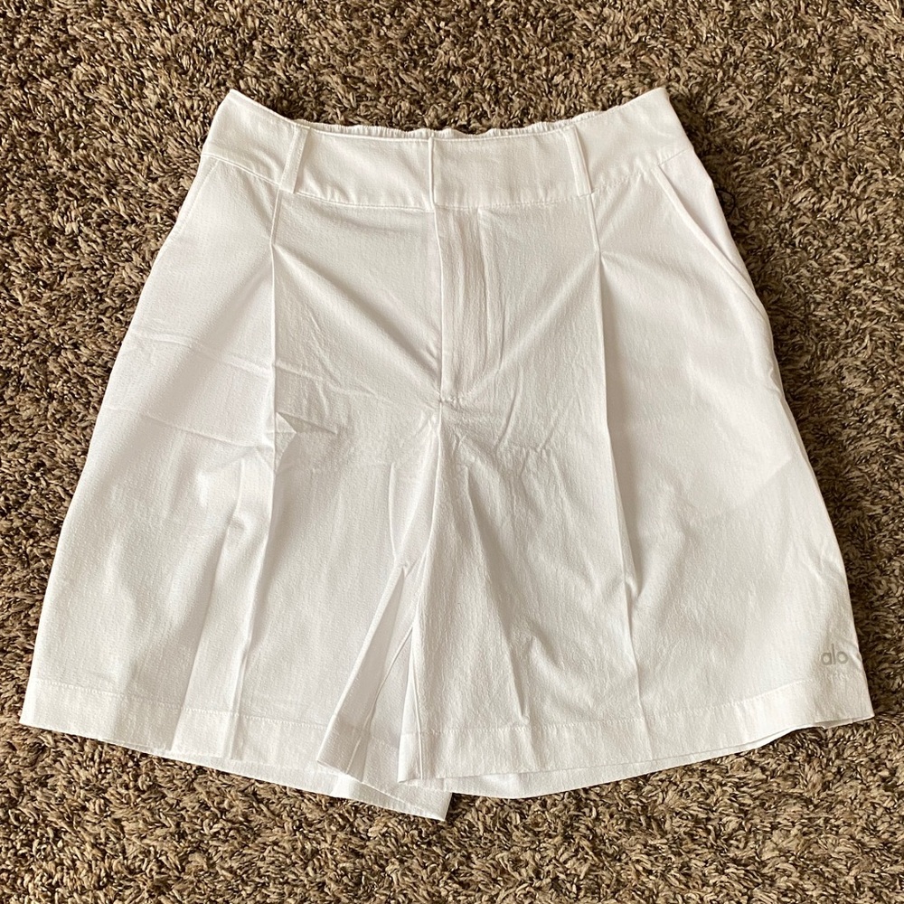 ALO Yoga White Women's Skorts